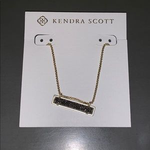 Kendra Scott Leanor Gold necklace - still in box!